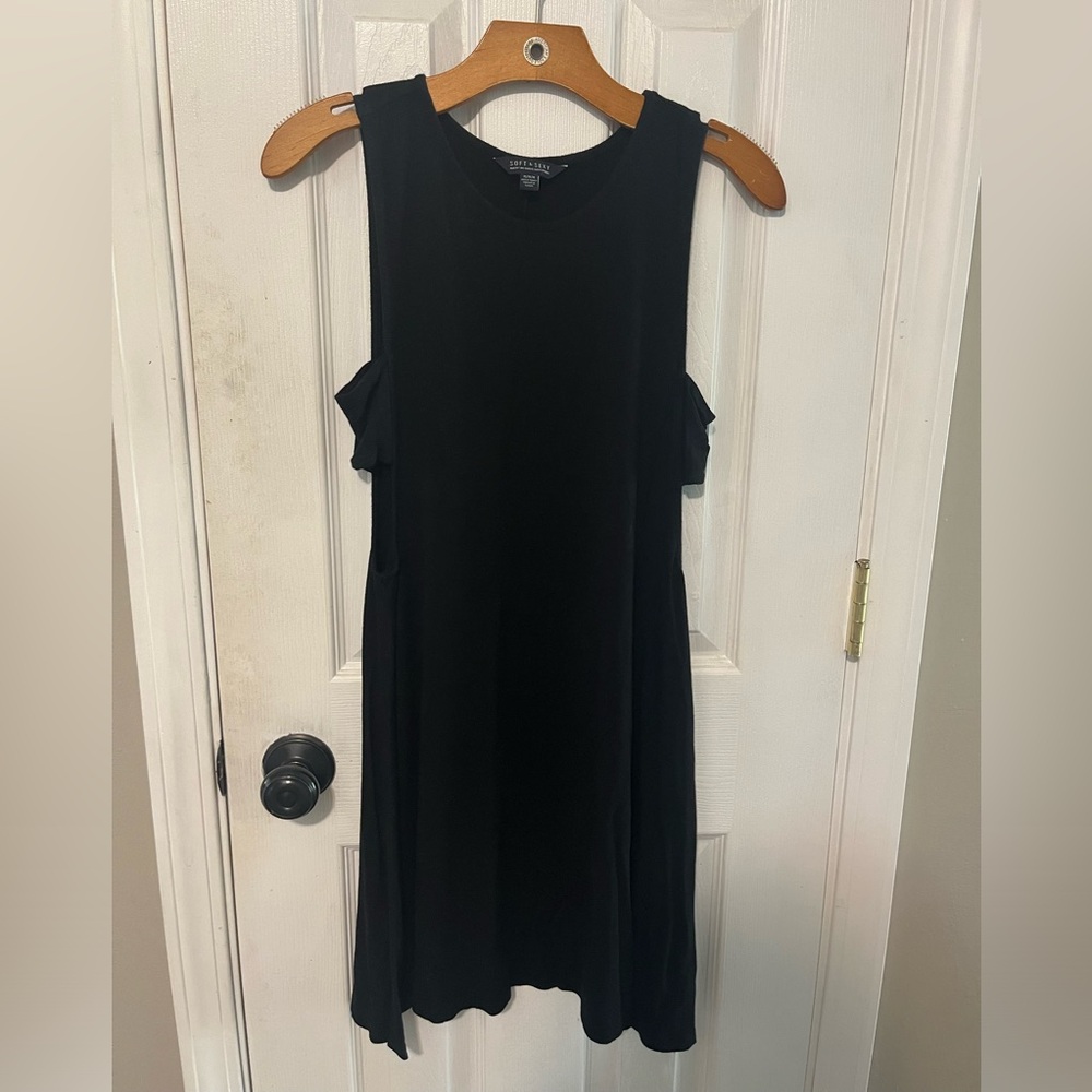 Women’s sleeveless dress with side cutouts